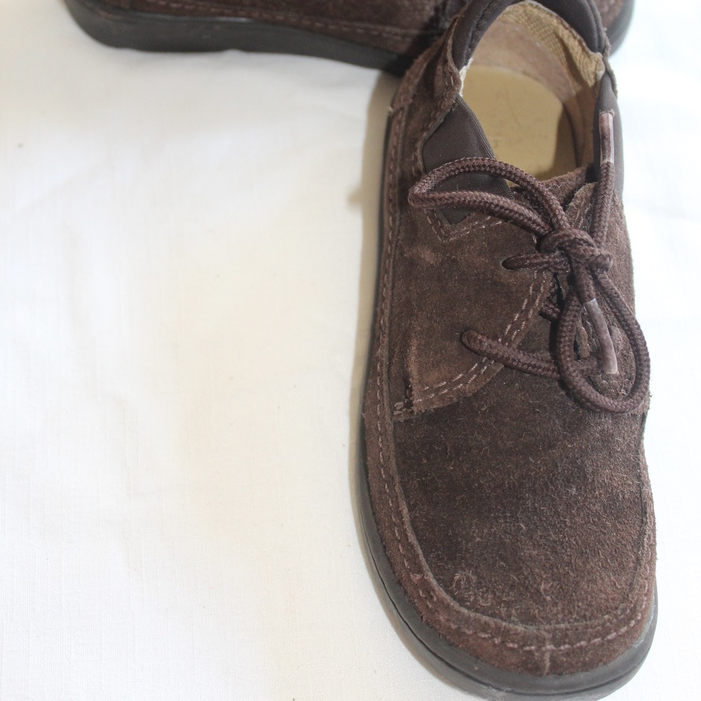 Gap boys suede brown shoes sz 10 - Picture 3 of 6